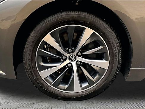 Used 2022 Lexus LS 500 AWD w/ Accessory Package (Z2) image 11