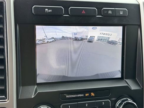 Used 2020 Ford F150 Lariat image 14