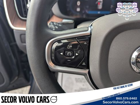 Certified 2023 Volvo XC60 B5 Plus w/ Climate Package image 11