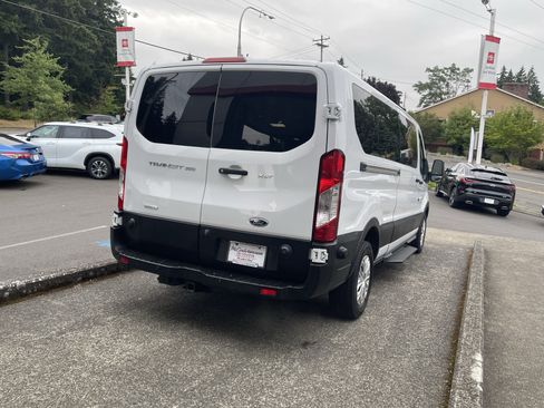 Used 2019 Ford Transit 350 XLT RWD image 7