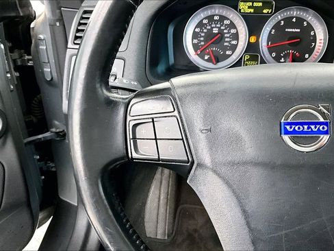 Used 2012 Volvo C70 T5 image 25