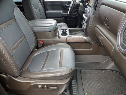 Used 2023 GMC Sierra 3500 Denali w/ Denali Black Diamond Edition image 39