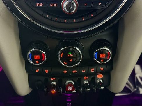 Used 2021 MINI Cooper S image 16