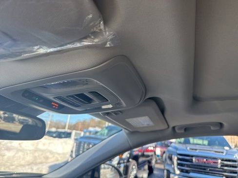 New 2026 Buick Envision Sport Touring image 18