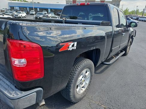 Used 2008 Chevrolet Silverado 1500 LT w/ Power Pack Plus AWD/4WD image 7