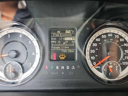 Used 2019 RAM 1500 Tradesman RWD image 11