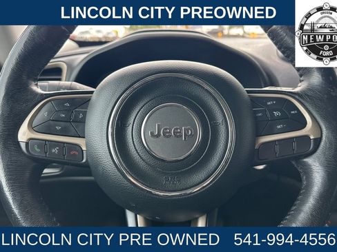 Used 2017 Jeep Renegade Latitude image 15