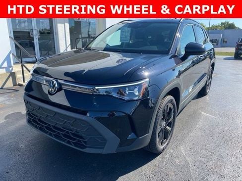 New 2025 Volkswagen Taos SE image 6