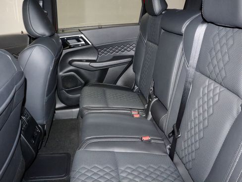 New 2025 Mitsubishi Outlander SEL Black Edition image 14