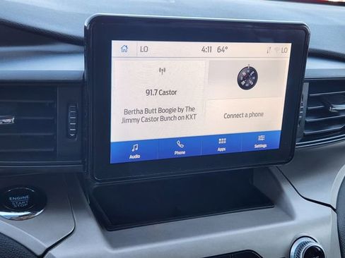 Used 2023 Ford Explorer XLT image 17