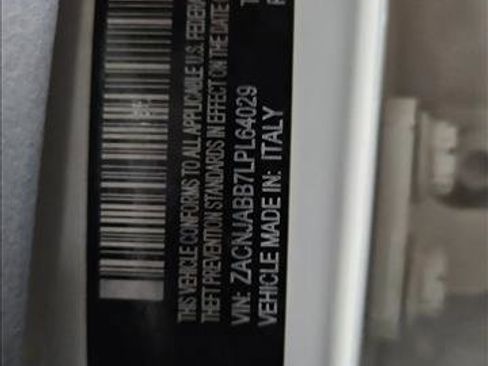 Used 2020 Jeep Renegade Altitude image 23