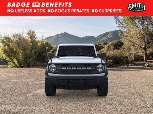 New 2025 Ford Bronco 4-Door image 7