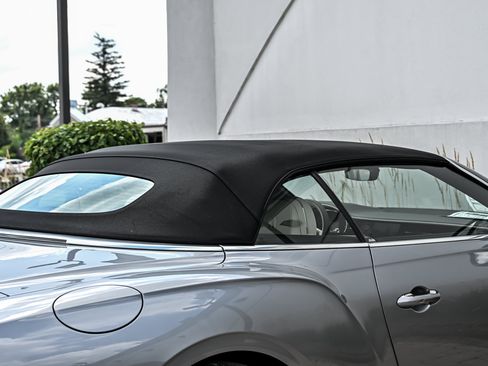 New 2026 Bentley Continental GT Azure AWD/4WD image 17