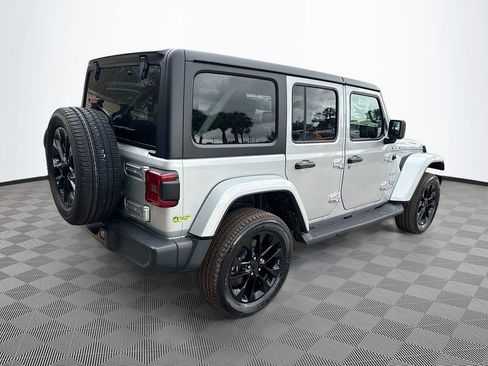 Used 2023 Jeep Wrangler Unlimited Sahara w/ Cold Weather Group image 6