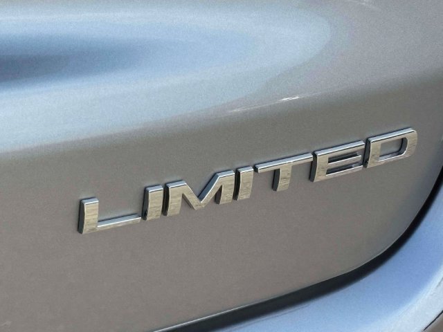 Used 2023 Jeep Compass Limited AWD/4WD image 12