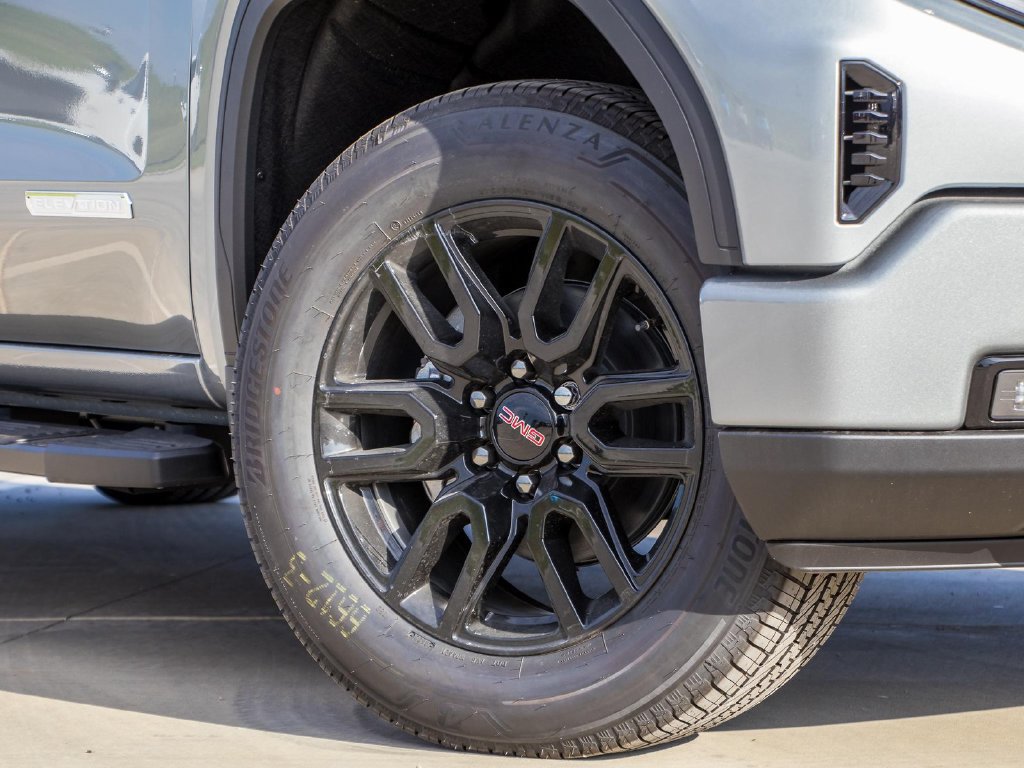 Used 2026 GMC Sierra 1500 Elevation w/ Elevation Premium Package AWD/4WD image 2