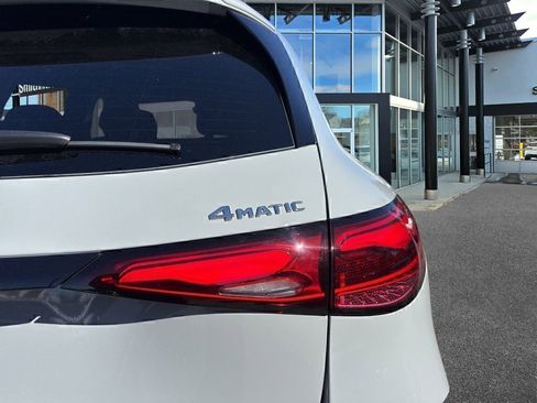 New 2026 Mercedes-Benz GLC 300 4MATIC image 8