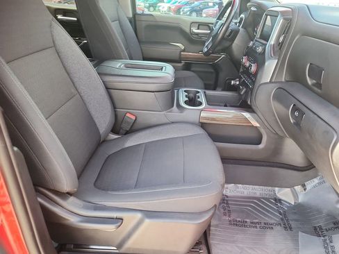 Used 2022 Chevrolet Silverado 1500 LT Trail Boss image 17