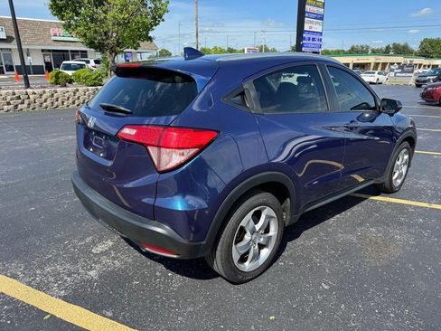 Used 2017 Honda HR-V EX-L image 3