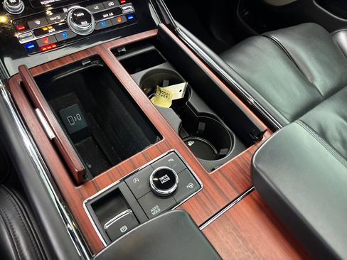 Used 2020 Lincoln Navigator Reserve w/ Equipment Group 208A Reserve image 23