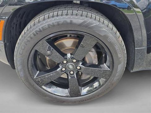 Used 2023 Land Rover Defender 110 X-Dynamic SE AWD/4WD image 26