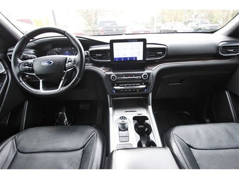 Used 2020 Ford Explorer Limited image 8