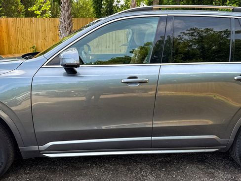 Used 2018 Volvo XC90 T6 Momentum w/ Momentum Plus Package image 6