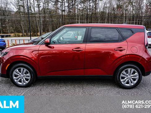 Used 2025 Kia Soul LX image 7