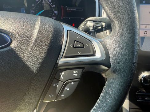 Used 2019 Ford Edge SEL w/ Equipment Group 201A AWD/4WD image 14
