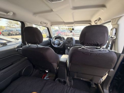 Used 2017 Jeep Patriot Sport w/ Power Value Group image 11