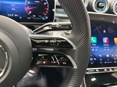 Used 2025 Mercedes-Benz C 300 4MATIC Sedan image 20