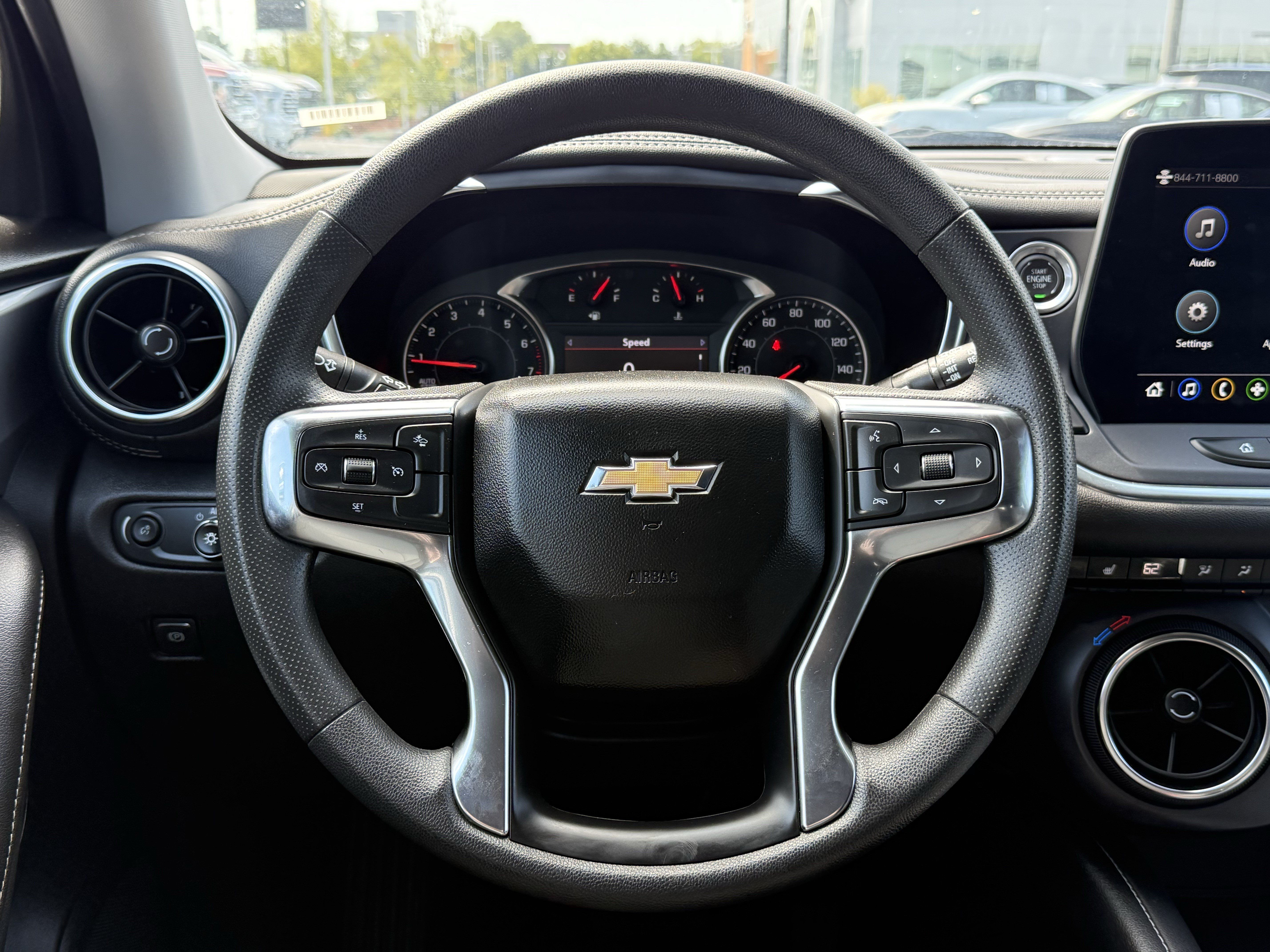 Used 2025 Chevrolet Blazer LT FWD image 18