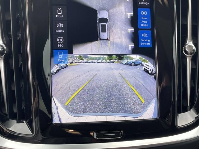 Certified 2024 Volvo V60 B5 Cross Country Plus w/ Climate Package AWD/4WD image 26