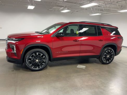 New 2026 Chevrolet Traverse LT w/ Sun and Wheel Package image 2