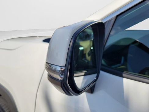 Used 2024 Toyota RAV4 XLE w/ Convenience Package FWD image 27