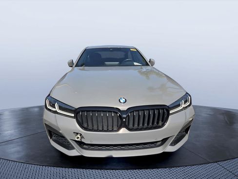 Used 2021 BMW 540i w/ M Sport Package RWD image 2