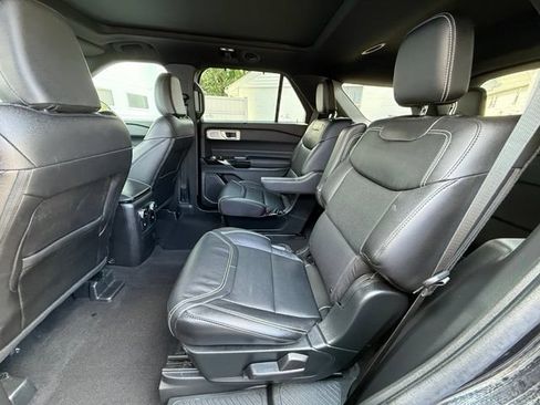 Used 2024 Ford Explorer ST w/ Equipment Group 401A AWD/4WD image 18