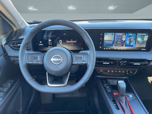 New 2026 Nissan Kicks SR w/ SR Premium Package AWD/4WD image 26