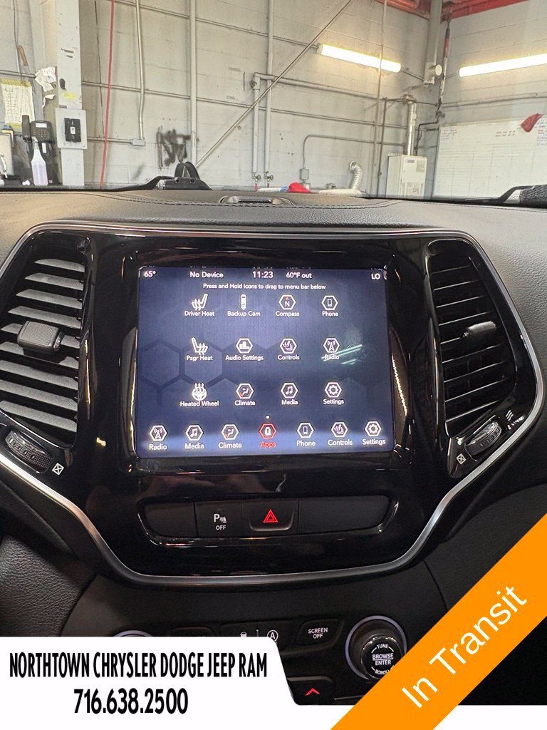 Used 2019 Jeep Cherokee Limited AWD/4WD image 12