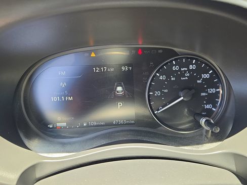 Certified 2023 Nissan Kicks SV FWD image 18