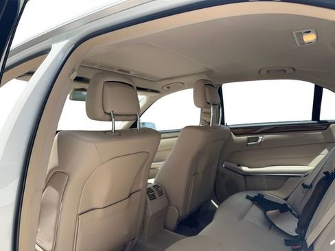 Used 2014 Mercedes-Benz E 350 Sedan image 15