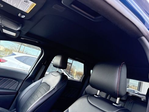 Used 2024 Ford Edge ST-Line image 3