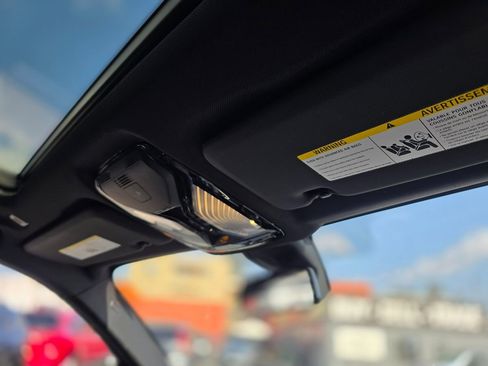 Used 2021 BMW X5 xDrive40i w/ Premium Package image 13