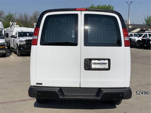 Used 2023 Chevrolet Express 2500 Extended image 7