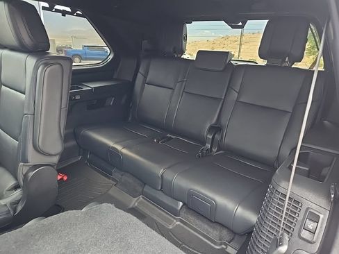 Used 2024 Toyota Sequoia Platinum AWD/4WD image 36