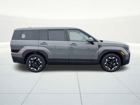 Certified 2025 Hyundai Santa Fe SE image 6