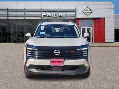 New 2025 Nissan Kicks SR w/ Illumination Package