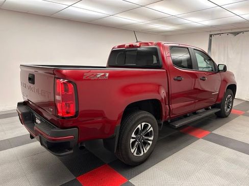 Used 2021 Chevrolet Colorado Z71 AWD/4WD image 6