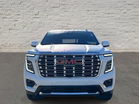 Used 2025 GMC Yukon Denali image 2
