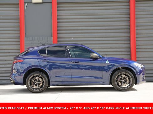 Used 2019 Alfa Romeo Stelvio Quadrifoglio w/ Nero Edizione image 4